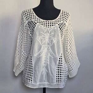Miss Love Women's Ivory Crochet Lace Boho Top Size M/L festival vacation travel